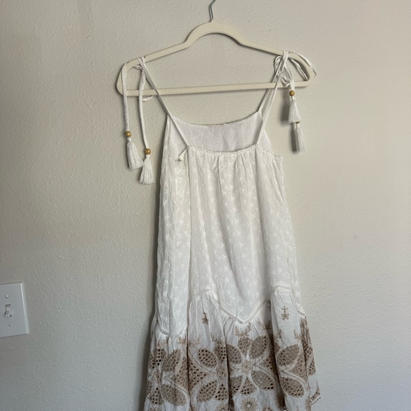 Embroidered mini - Picture 4 of 5